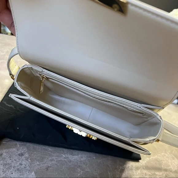 (SOLD) Celine teen Triomphe bag - Picture 6 of 11